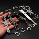 1pc Toy Gun Keychain, Alloy Toy Gun Model Pendant Car Key Chain Car Key Ring Gift For Men Boys